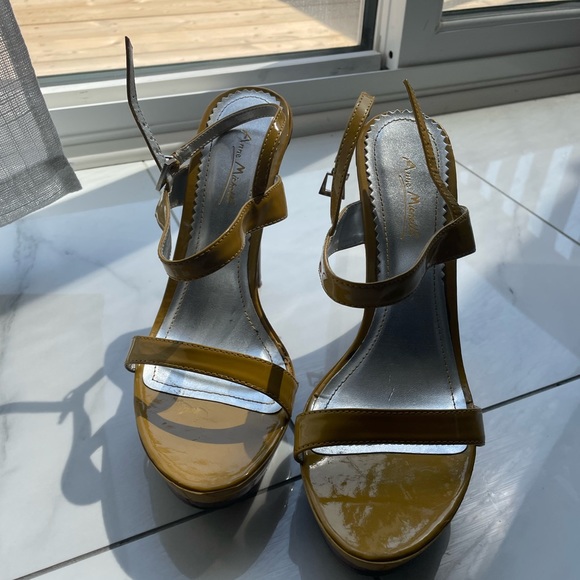 High heel - Picture 2 of 5